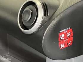 Peugeot 107 (2011) thumbnail 24