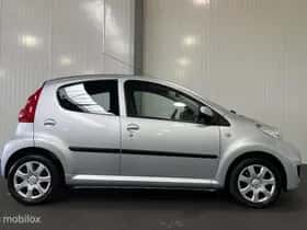 Peugeot 107 (2011) thumbnail 5