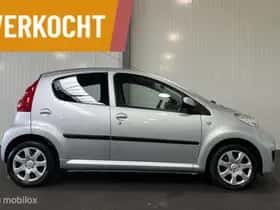 Peugeot 107 (2011) thumbnail 5