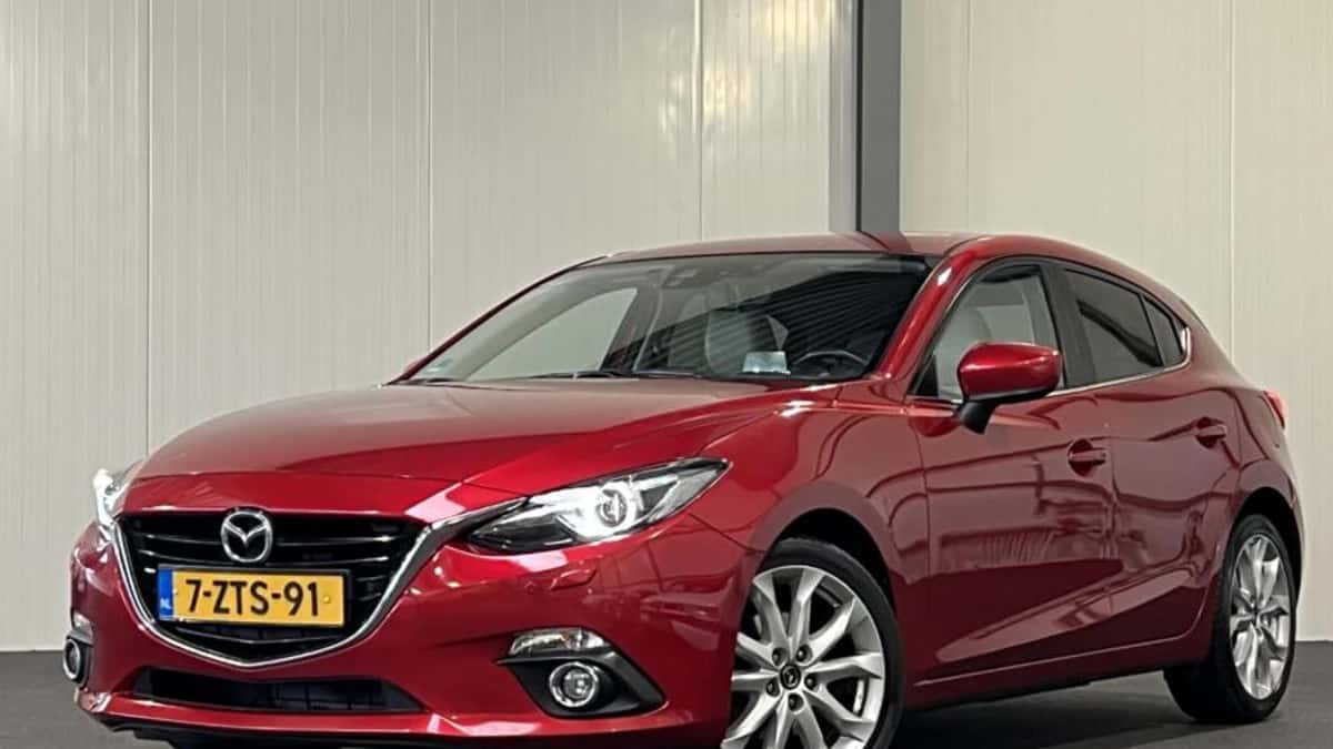 Mazda 3 (2015) — foto 1