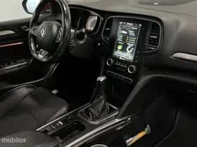 Renault Mégane (2016) thumbnail 24