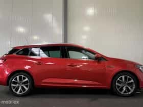 Renault Mégane (2016) thumbnail 5