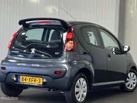 Peugeot 107 (2012) thumbnail 6