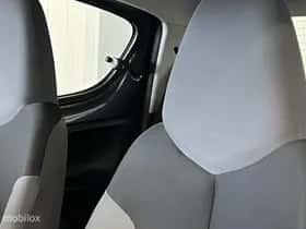 Peugeot 107 (2012) thumbnail 9