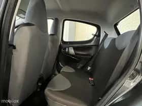 Peugeot 107 (2012) thumbnail 10