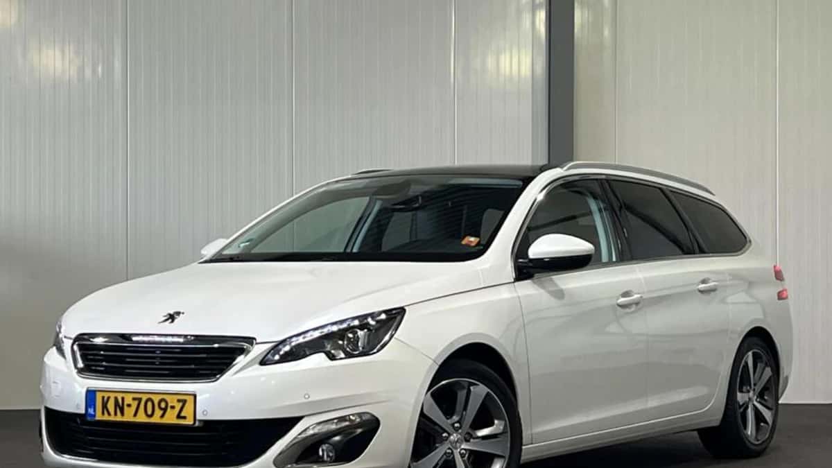 Peugeot 308 (2016) — foto 1