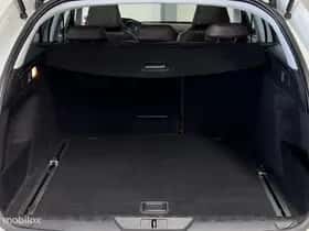 Peugeot 308 (2016) thumbnail 13