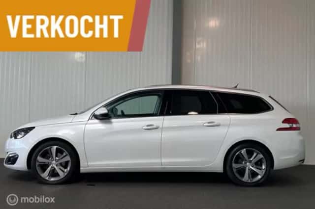Peugeot 308 (2016) thumbnail 3