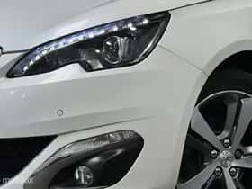Peugeot 308 (2016) thumbnail 23