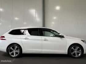 Peugeot 308 (2016) thumbnail 5
