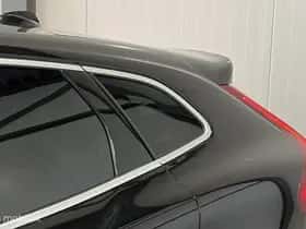 Volvo V40 (2020) thumbnail 37