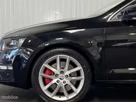 Škoda Octavia (2014) thumbnail 32