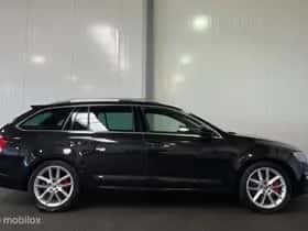 Škoda Octavia (2014) thumbnail 5