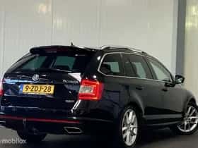Škoda Octavia (2014) thumbnail 6