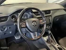 Škoda Octavia (2014) thumbnail 7