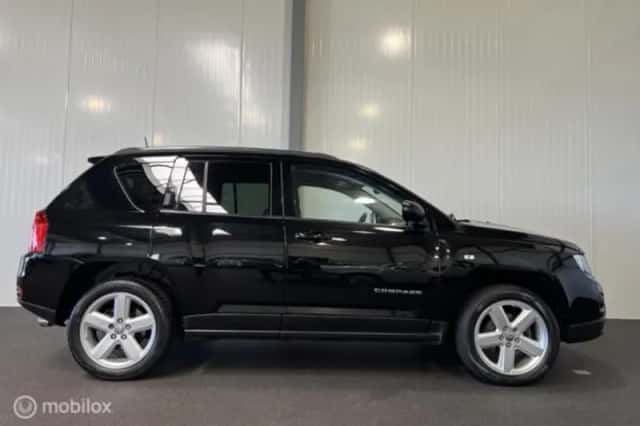Jeep Compass (2013) thumbnail 5