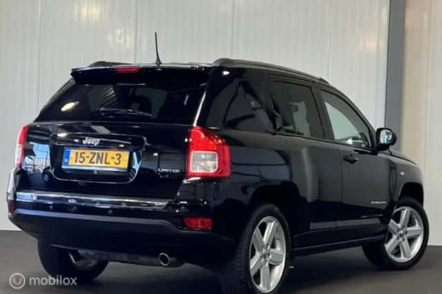 Jeep Compass (2013) thumbnail 6
