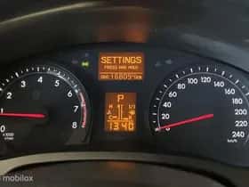 Toyota Avensis (2022) thumbnail 17