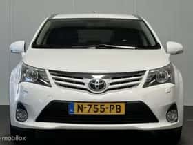 Toyota Avensis (2022) thumbnail 4