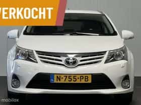 Toyota Avensis (2022) thumbnail 4