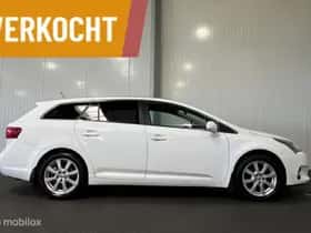 Toyota Avensis (2022) thumbnail 5