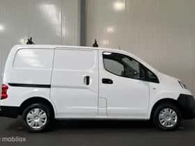 Nissan NV200 (2022) thumbnail 5