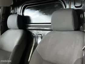 Nissan NV200 (2022) thumbnail 9
