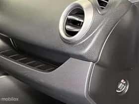 Renault Clio thumbnail 27