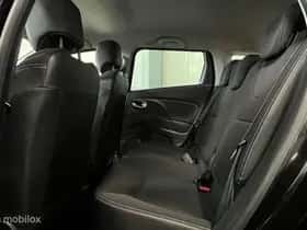 Renault Clio thumbnail 10