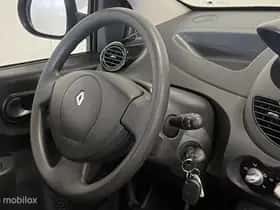 Renault Twingo (2013) thumbnail 20