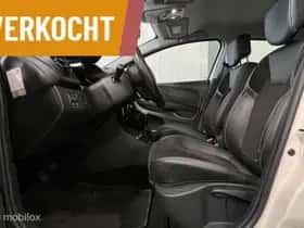 Renault Clio thumbnail 11