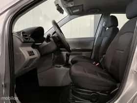 Mazda 2 (2005) thumbnail 20