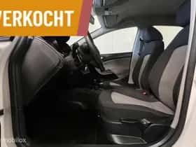 SEAT Ibiza (2016) thumbnail 25