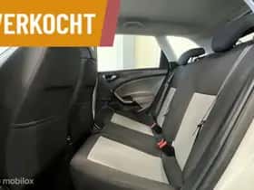 SEAT Ibiza (2016) thumbnail 10