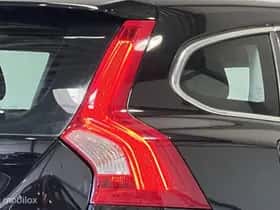 Volvo V60 (2016) thumbnail 28