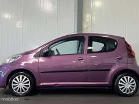 Peugeot 107 (2013) thumbnail 3
