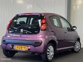 Peugeot 107 (2013) thumbnail 6