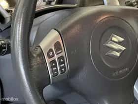 Suzuki Splash (2011) thumbnail 22