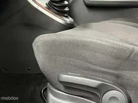 Suzuki Splash (2011) thumbnail 27