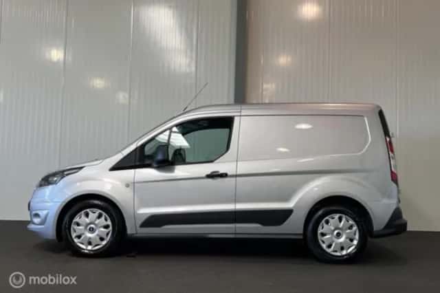 Ford Transit (2015) thumbnail 3