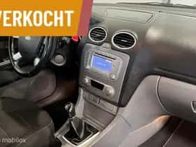 Ford Focus (2010) thumbnail 16