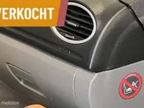 Ford Focus (2010) thumbnail 24