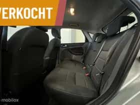 Ford Focus (2010) thumbnail 10