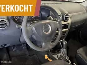 Dacia Sandero (2010) thumbnail 7