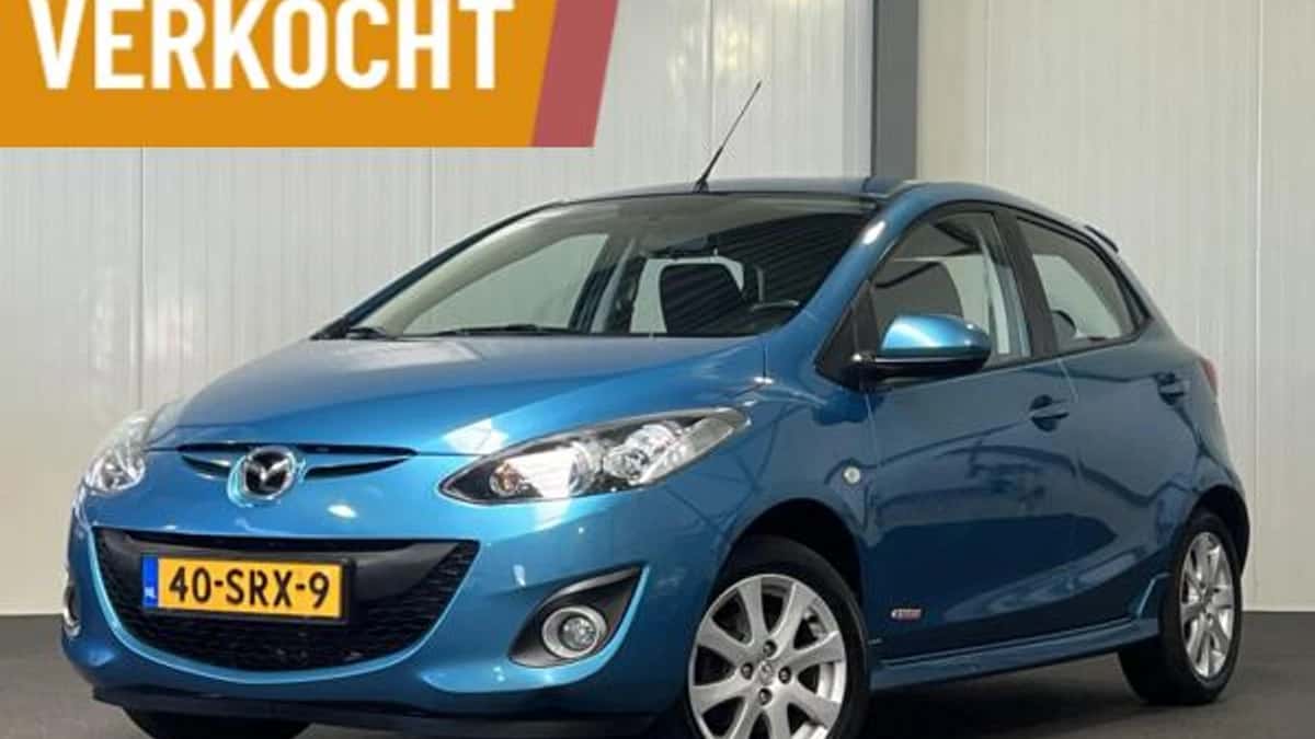 Mazda 2 (2011) — foto 1