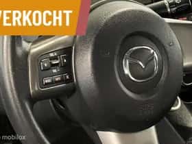 Mazda 2 (2011) thumbnail 20