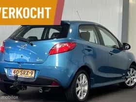 Mazda 2 (2011) thumbnail 6