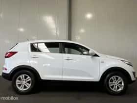 Kia Sportage (2017) thumbnail 5