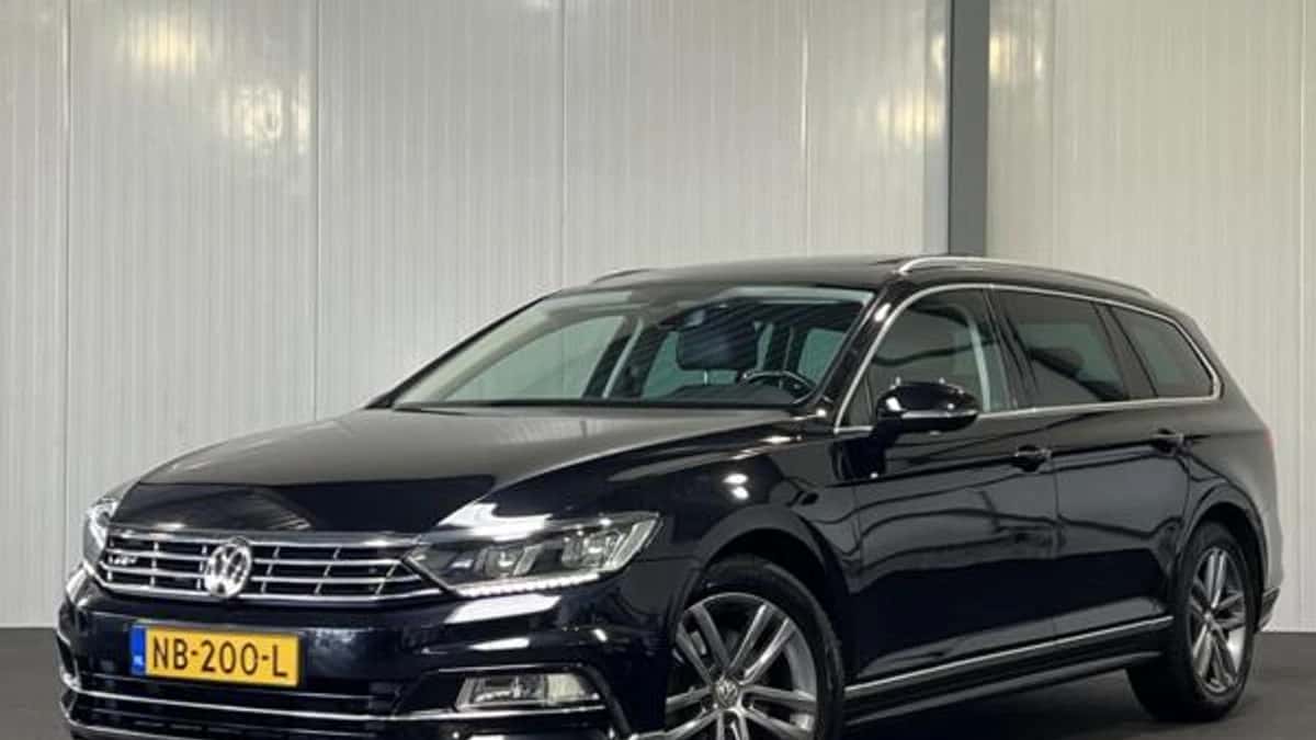 Volkswagen Passat (2017) — foto 1