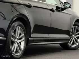 Volkswagen Passat (2017) thumbnail 28